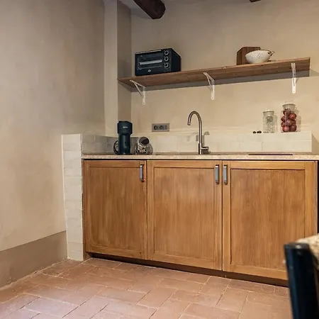 Lento Pede, Eco-friendly Retreat Proceno